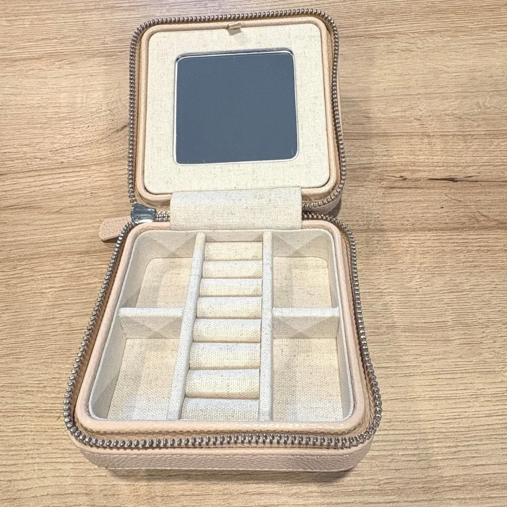 Mark & Graham Pebbled Leather Square Jewelry Travel Case Blush Pink Monogram AEL